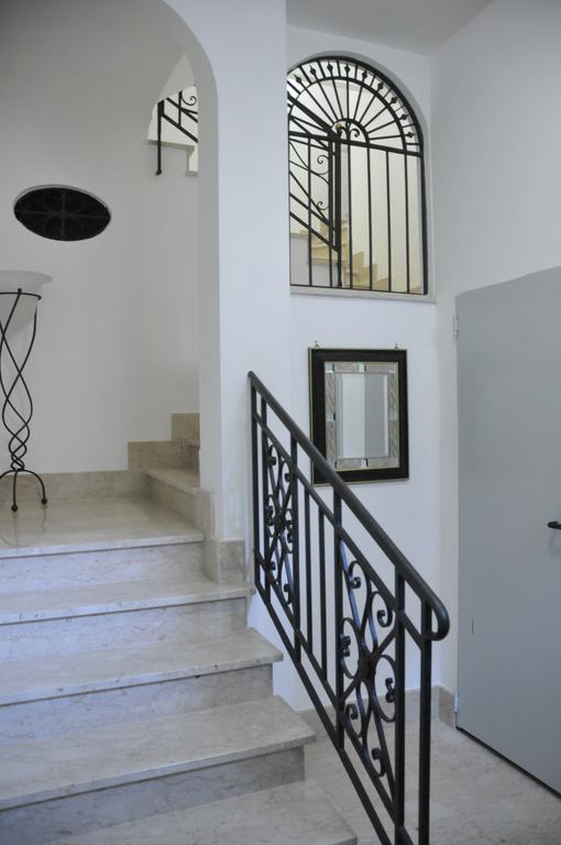 B&B Largo Barile Caltanissetta Exterior photo
